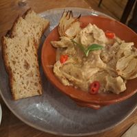 Pica-pau at O Gambuzino in Lisbon