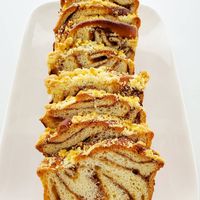 Cinnamon babka at Kashew Bakery in Calgary