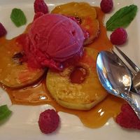 Sorbet with warm Apple Slices at Borgo Antico in Fehmarn