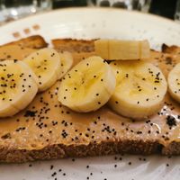 Peanut butter toast at El Perro De Pavlov in Madrid