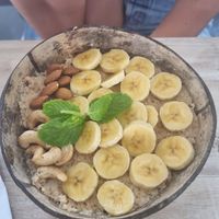 Oatmeal with banana and almonds at Urban Jungle in Ubud