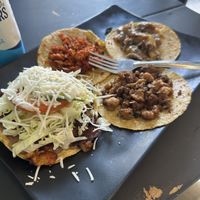 Pre adding stuff to them, there’s a bunch of sauces and onions, cilantro, stuff like that   at El Bajón Vegano in Tulum
