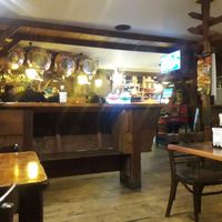 Bar at GALiPiZZA in Ribadeo