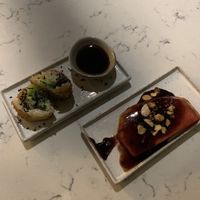 Crispy sushi en watermeloen steak   at Rozey in Rotterdam