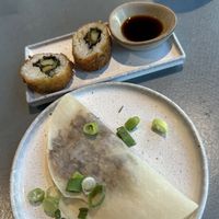 21 Crispy sushiroll, 23 Oesterzwam 'Peking Style'  at Rozey in Rotterdam