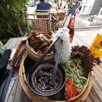 Flying noodles with seitan at BANÔI in Freiburg
