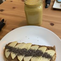 Vegan options at Caledonia Coffee in Salamanca