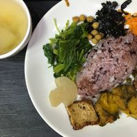 Business set meal (yes, all this for only NT$70) at Sù Lè Huó Chú Fāng in Taichung