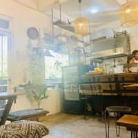 Sitting down on the floor  at Full Lotus in Coron