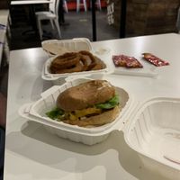 Daily Burger at Daily Veg in Wilmington