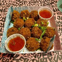 Crunchy pnut Thai chik'n betterballs at Vegan Junk Food Bar  - Rotterdam in Rotterdam