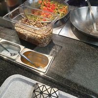 Freshly made food at Mensa Veggie 2.0 - Die tiefgrüne Mensa in Berlin