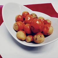 “Papas con mojo rojo” and “papas con mojo verde” are typical from Canarias. It’s a must, specially “con mojo verde” in this restaurant at 18 Grados in Gran Canaria