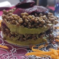 Vegan tartar with beet and linseeds at 18 Grados in Gran Canaria