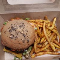 Vegan burger at MIMO in Malaga