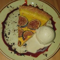 Tartar de limón con fruta de temporada y helado de pistacho at MIMO in Malaga