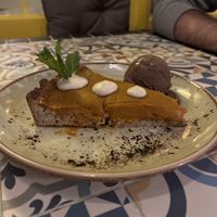 Tarta de calabaza y helado de chocolate  #Veganuary at MIMO in Malaga