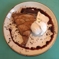 pear crumbled tarte with vanilla ice cream  at MIMO in Malaga