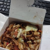 Pad Siew with Tofu at Roza Slon in Ljubljana