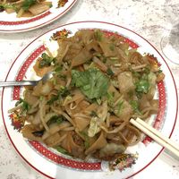 Pâtes de riz sautées at Le Petit Vegetarien in Paris