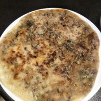 Pizza at Le Petit Vegetarien in Paris