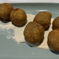 Croquetas caseras con alioli  at Curcuma in Vigo
