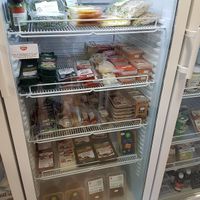 vegan products in fridge at Biobes in Beernem