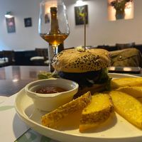 Frutos secos burger at A Porta Verde in Santiago De Compostela