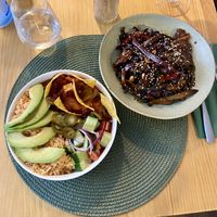 Vietnamese noodles and Mexican bowl 🥑   at A Porta Verde in Santiago De Compostela