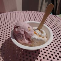 Peach and strawberry 😜 at KOKOS Ice Cream (West Nash) in Nashville