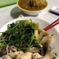 水餃 $50 at JīnHuá ShuǐGuǒ 金華水果食品行 in Taipei