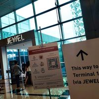 Direction at SIN - Potato Corner - Jewel in East Singapore