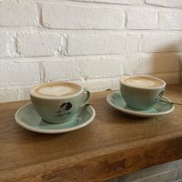 Cappuccino met havermelk  at Back to Black in Amsterdam