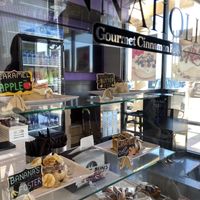 Cinnaholic at Cinnaholic - Blue Diamond in Las Vegas