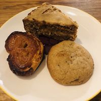 Desserts ! The cookie was the best. Didn’t like the carrot cake ! at Mōpa in Paris