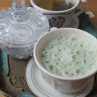 Té matcha y té blanco at Nude Bistrot in Jaen
