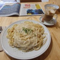 Pasta with Alfredo sauce at CactusCat Bar in Barcelona