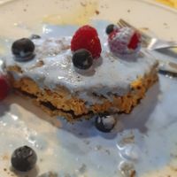 My absolute favourite: the pancakes with blueberry sauce at CactusCat Bar in Barcelona