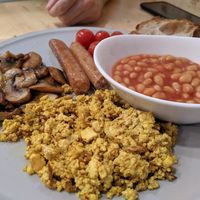 English breakfast at CactusCat Bar in Barcelona