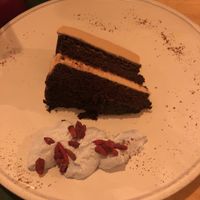 Pastel de chocolate con crema de cacahuetes (un poco picante) at CactusCat Bar in Barcelona