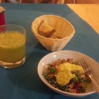 the salad that comes with the combos at CactusCat Bar in Barcelona