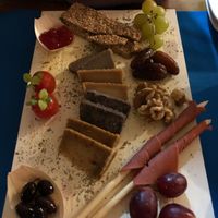 Tabla de quesos veganos. at CactusCat Bar in Barcelona