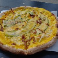 oslo pizza 105dkk ≈ 14,07€ at POW - The Vegan Pizzeria in Copenhagen
