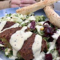 Tausendsassa Bowl 🧆🥗  at Hans im Glück in Wiesbaden