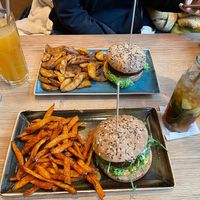 burger/ice tee/durstlöscher😄 at Hans im Glück in Wiesbaden