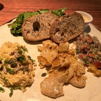 Hummus, bread, spinach, vegan mayonaise, quinoa tabouleh and ”no chicken”  at Margarito in Bilbao