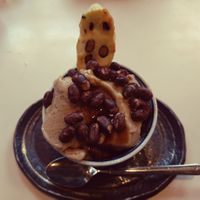 Amazing ice cream😋 at Hoccori Cafe in Tokyo