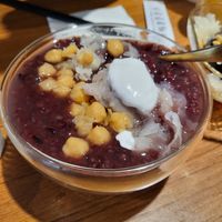 Purple rice with chickpeas, white fungus at QīngChūn Sù Miàn Xiàn - 青春素麵線 - Ching Chun in Taipei