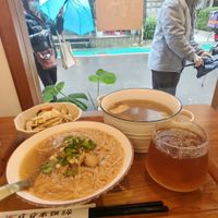 Fully veg. Kitchen, recommend the melon ice ❤️ sides also with tofu skin and fake meat at QīngChūn Sù Miàn Xiàn - 青春素麵線 - Ching Chun in Taipei