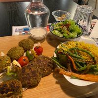 Vegan machawi (mixed plate) at Palestinian in Roubaix